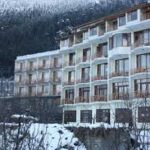 Hotel Sarthak Resort Manali
