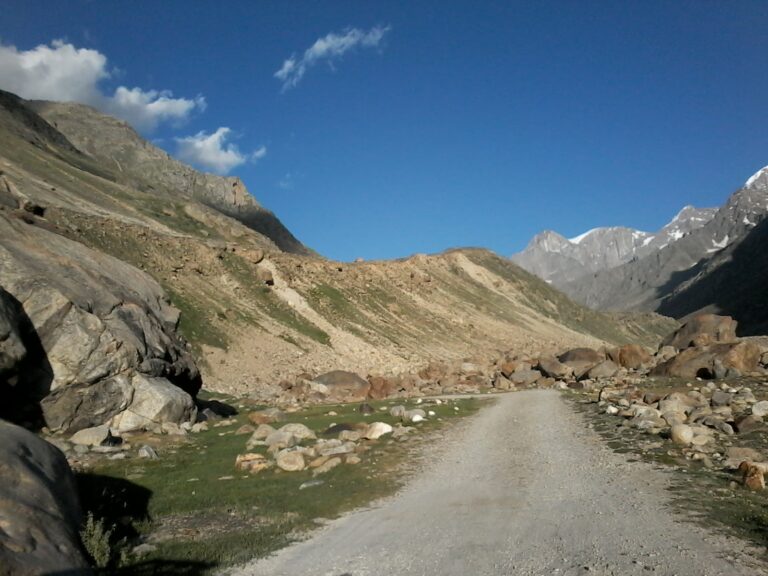 Leh Ladakh Tour Package 10 Night / 11 Days