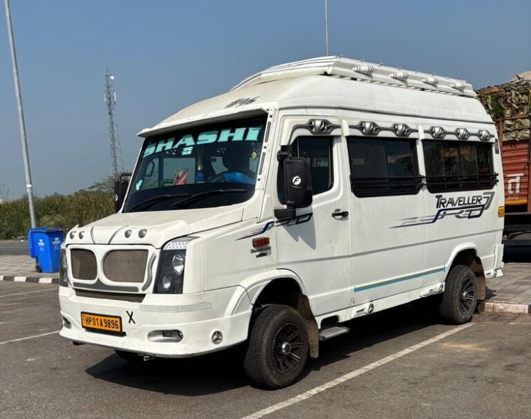 Tempo Traveller 12 Seatar