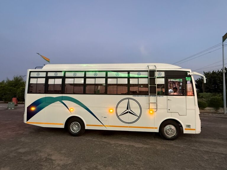 2×2.27 Seater Coach